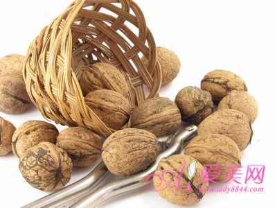 8种食材吃出<em>乌黑光泽头发</em> -食材,光泽,<em>头发</em>,-长