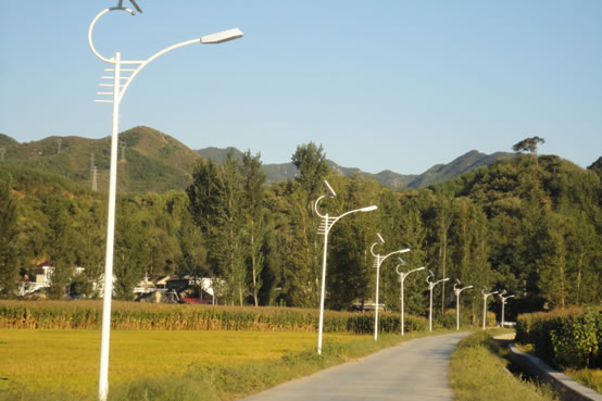 青龙县人口最多村_青龙县蛇盘兔村山景