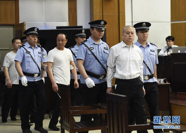 太原警察伤人:从滥用职权到故意伤害?