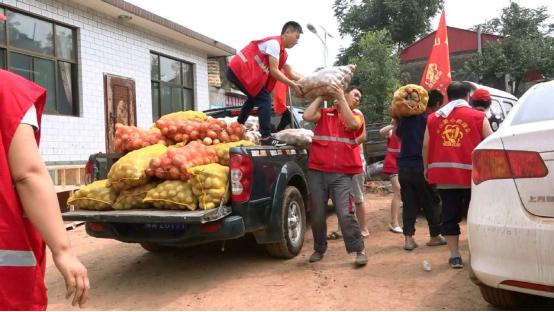 感动人物在行动