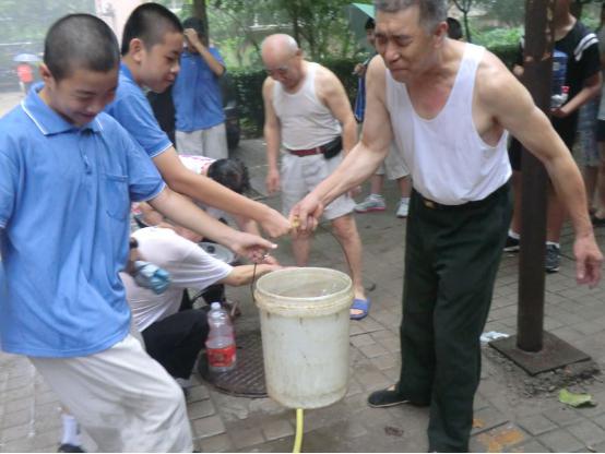 感动人物在行动