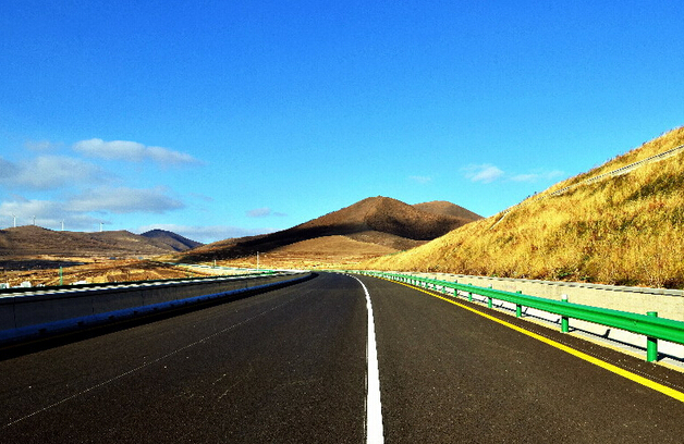 最美的风景在路上——盘点河北高颜值公路