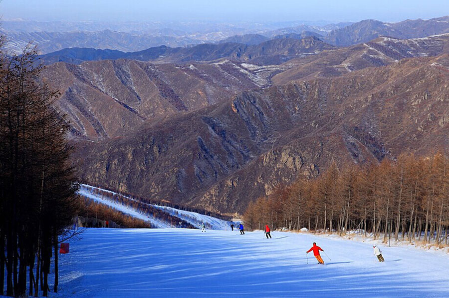 长城岭滑雪场