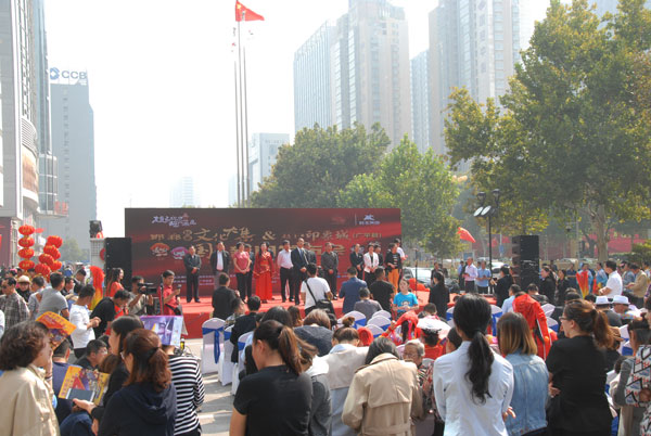 1538651331420420.jpg 现场1.jpg
