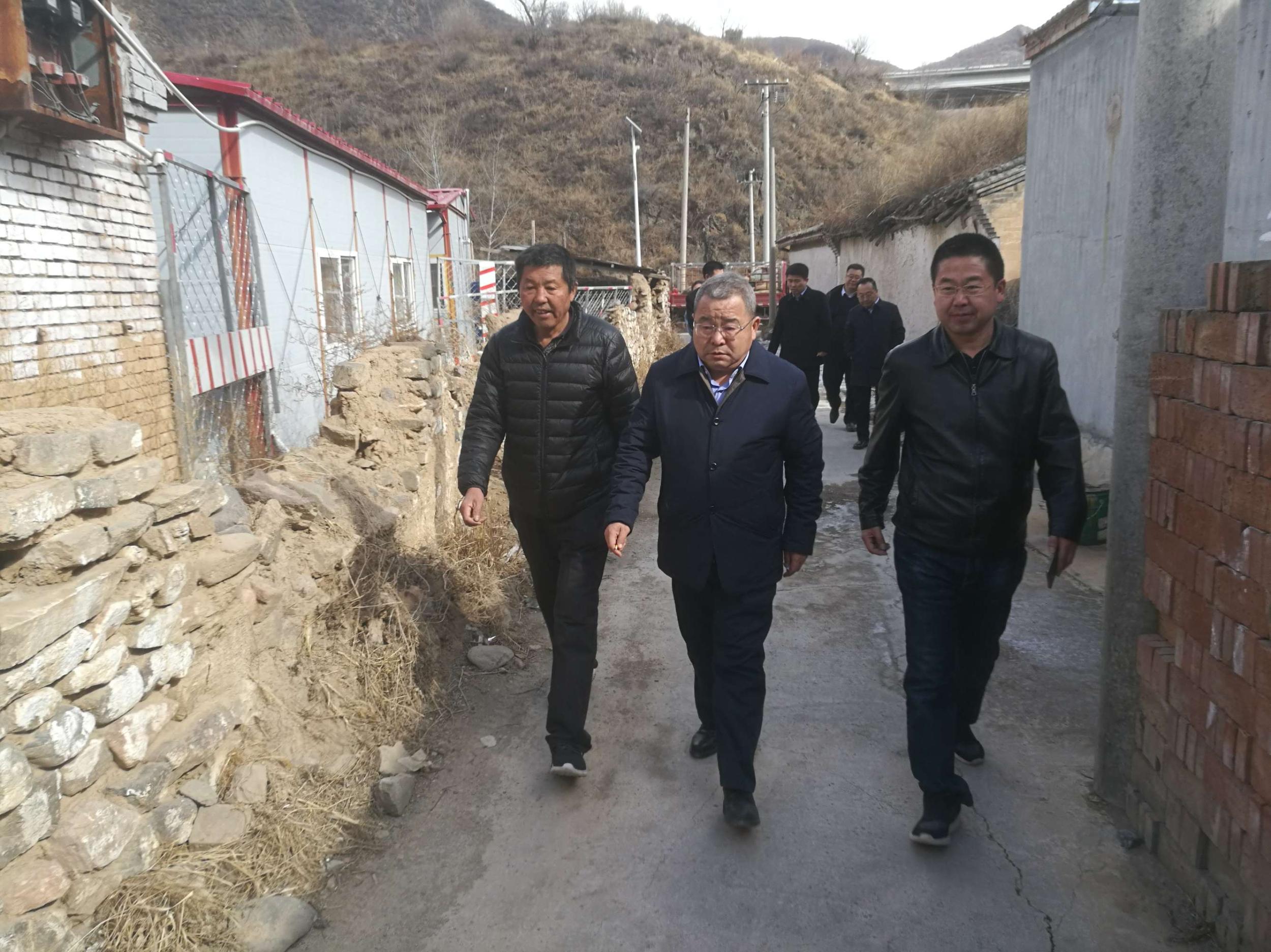 县长赵红革同志到大海陀乡调研指导工作