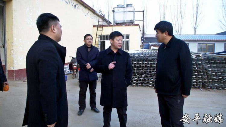 代县长曹向东到程油子乡调研