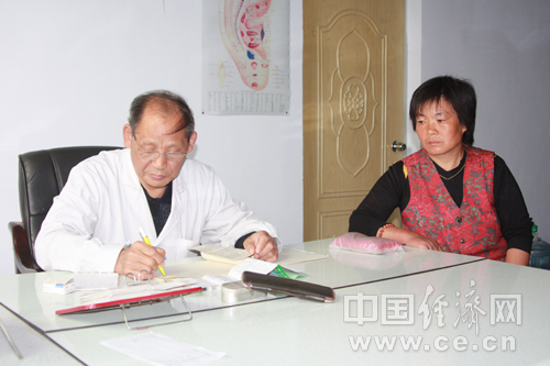 福建上杭县国画装裱_上杭县 医生收入