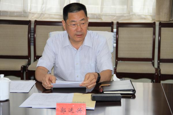 市委政法委员会全体(扩大)会议强调 br>统筹兼顾抓大