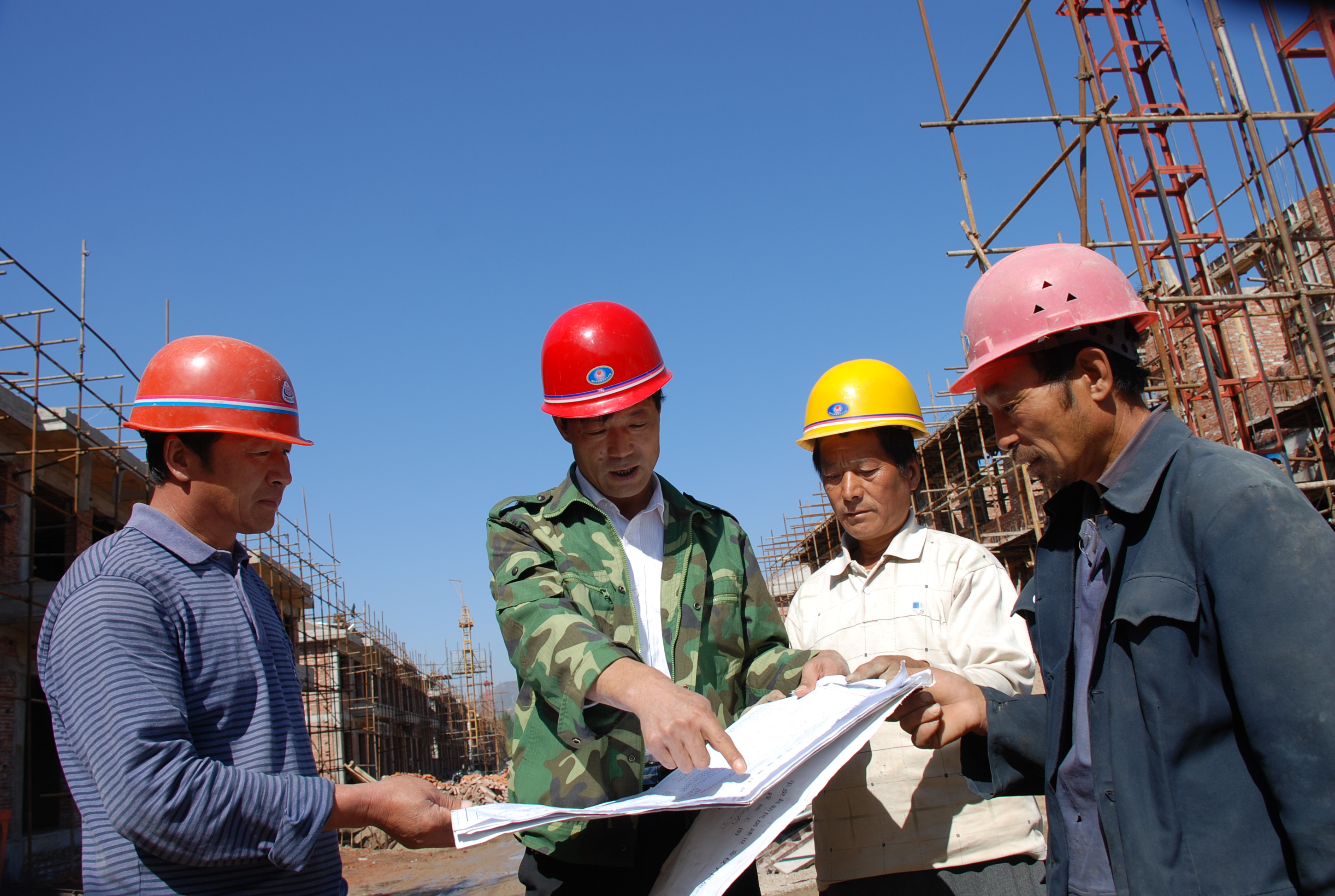 拼将血汗铸党魂—承德市平泉县郭杖子乡金杖子村党支部书记金旭东的